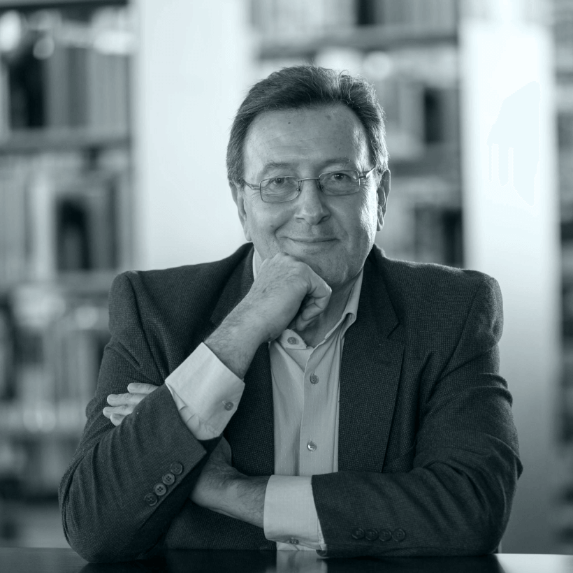 Prof. Carlos M Duarte